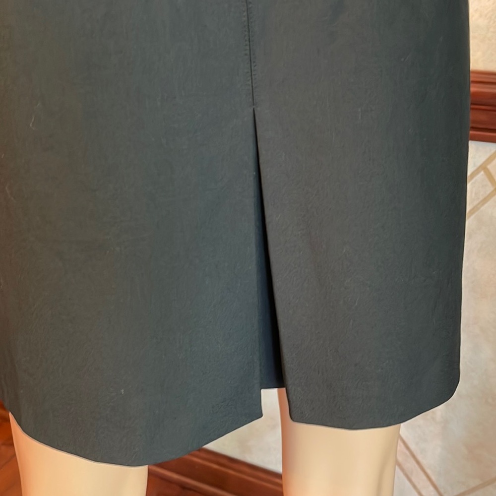 THE LIMITED FRONT PLEAT SKIRT - Picture 8 of 11
